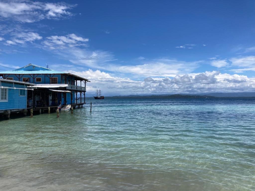 Casa Acuario Boutique Hotel Bocas del Toro Esterno foto