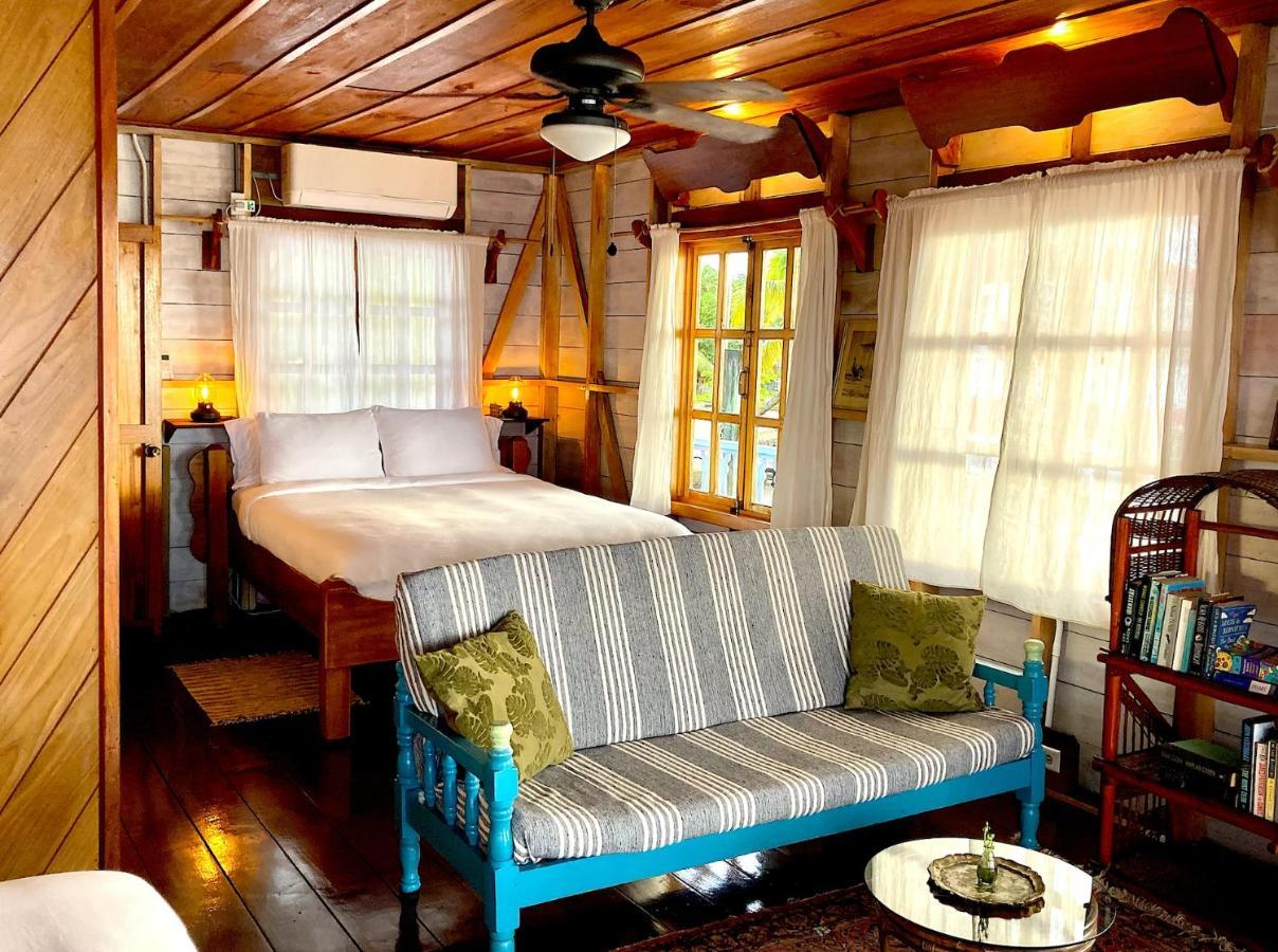 Casa Acuario Boutique Hotel Bocas del Toro Esterno foto