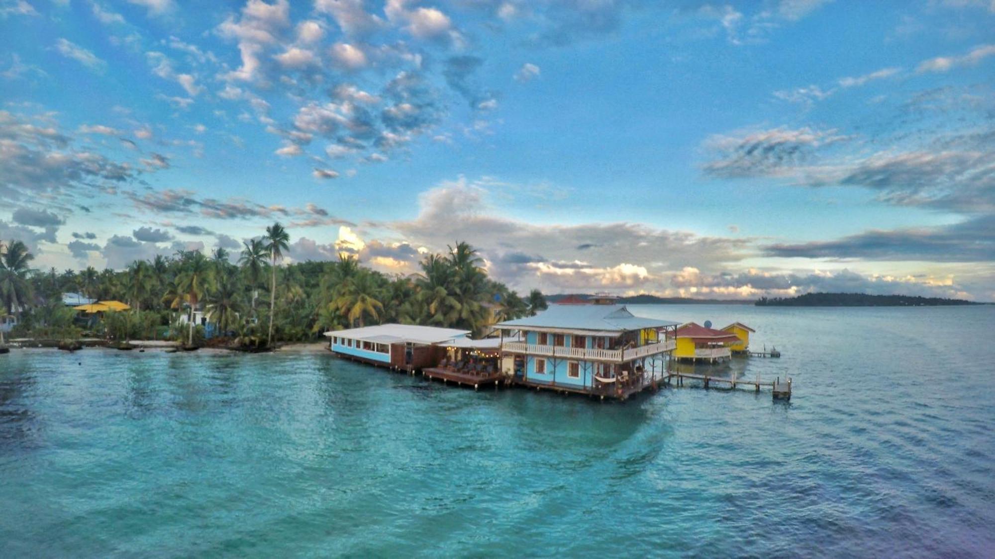 Casa Acuario Boutique Hotel Bocas del Toro Esterno foto